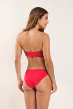 Carica l'immagine nel visualizzatore di Gallery, Model Back: Wednesday In Hawaii By Rio De Sol Completo Set Hibiscus Lani Waikiki
