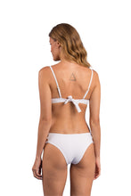Carica l'immagine nel visualizzatore di Gallery, Model Back: Rio De Sol Completo Set Bora-White Bra-Trio Madrid-Trio
