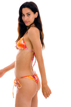 Carica l'immagine nel visualizzatore di Gallery, Image 04: Rio De Sol Slip Bottom Tiedye-Red Frufru
