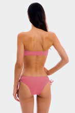 Carica l'immagine nel visualizzatore di Gallery, Model Back: Rio De Sol Completo Set Confetti Bandeau-Reto Madrid
