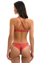 Carica l'immagine nel visualizzatore di Gallery, Model Back: Rio De Sol Slip Bottom Madras Tri Arg
