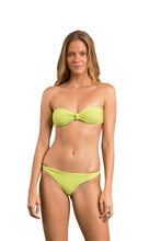 Carica l'immagine nel visualizzatore di Gallery, Model Front: Rio De Sol Reggiseno Top Bora-Citrus Bandeau-Joy
