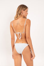 Carica l'immagine nel visualizzatore di Gallery, Model Back: Rio De Sol Slip Bottom Linea-White Ibiza-Comfy
