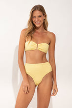 Carica l'immagine nel visualizzatore di Gallery, Model Front: Rio De Sol Slip Bottom Drift-Butterglow Hotpants
