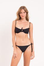 Carica l'immagine nel visualizzatore di Gallery, Model Front: Rio De Sol Slip Bottom Dots-Black Ibiza-Comfy
