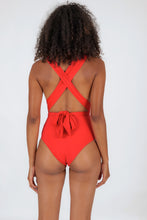 Carica l'immagine nel visualizzatore di Gallery, Model Back: Rio De Sol Intero Rouge Marina
