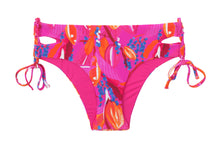 Carica l'immagine nel visualizzatore di Gallery, Product Front: Rio De Sol Slip Bottom Flavors Madrid
