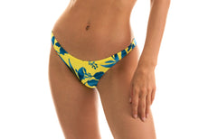 Carica l'immagine nel visualizzatore di Gallery, Gallery: Rio De Sol Slip Bottom Lemon Flower Bandeau
