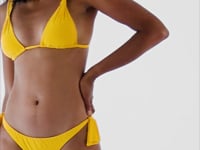 Carica e avvia il video nel visualizzatore di galleria, Video: Rio De Sol Slip Bottom Sunflower Italy
