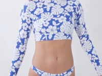 Carica e avvia il video nel visualizzatore di galleria, Video: Wednesday In Hawaii By Rio De Sol Reggiseno Top Pua-Pacifica Reef
