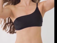 Carica e avvia il video nel visualizzatore di galleria, Video: Rio De Sol Reggiseno Top Touch-Black Isadora
