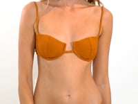 Carica e avvia il video nel visualizzatore di galleria, Video: Rio De Sol Reggiseno Top Ferrugo Juliette
