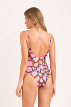 Carica l&#39;immagine nel visualizzatore di Gallery, Model Back: Rio De Sol Intero Amore-Pink Hype
