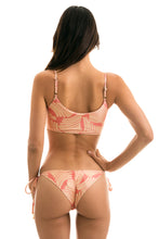 Carica l&#39;immagine nel visualizzatore di Gallery, Model Back: Rio De Sol Completo Banana Rose Bra
