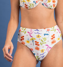 Carica l&#39;immagine nel visualizzatore di Gallery, Image 10: Rio De Sol Slip Bottom Countryside Hotpants
