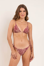 Carica l&#39;immagine nel visualizzatore di Gallery, Model Front: Rio De Sol Slip Bottom Dune Ibiza-Comfy
