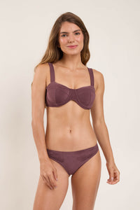 Model Front: Rio De Sol Slip Bottom Malibu-Ebano Essential-Comfy