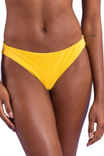Carica l&#39;immagine nel visualizzatore di Gallery, Gallery: Rio De Sol Slip Bottom Malibu-Yellow Essential-Comfy
