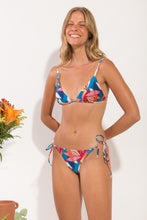 Carica l&#39;immagine nel visualizzatore di Gallery, Model Front: Rio De Sol Slip Bottom Maui Ibiza

