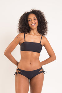Model Front: Rio De Sol Slip Bottom Nero Madrid