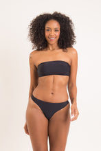 Carica l&#39;immagine nel visualizzatore di Gallery, Model Front: Rio De Sol Slip Bottom Nero Nice-Fio
