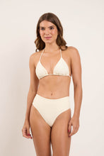 Carica l&#39;immagine nel visualizzatore di Gallery, Model Front: Rio De Sol Slip Bottom Off-White Hotpants
