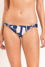 Carica l&#39;immagine nel visualizzatore di Gallery, Gallery: Rio De Sol Slip Bottom Pottery Mel
