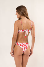 Carica l&#39;immagine nel visualizzatore di Gallery, Model Back: Rio De Sol Slip Bottom Pua-Hibiscus Kai
