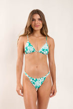 Carica l&#39;immagine nel visualizzatore di Gallery, Model Front: Rio De Sol Slip Bottom Pua-Valley Waimea
