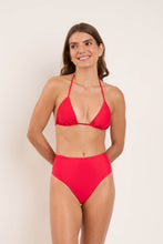Carica l&#39;immagine nel visualizzatore di Gallery, Model Front: Rio De Sol Slip Bottom Rouge Hotpants
