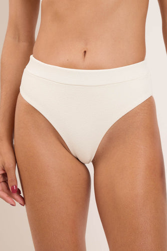 Gallery: Rio De Sol Slip Bottom Sand-Chantilly Kora