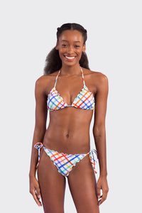 Model Front: Rio De Sol Slip Bottom Square Frufru