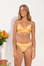 Carica l&#39;immagine nel visualizzatore di Gallery, Model Front: Rio De Sol Slip Bottom Sunny-Forest Rio-Cos
