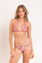 Carica l&#39;immagine nel visualizzatore di Gallery, Model Front: Rio De Sol Slip Bottom Sweet-Camo Mel
