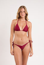 Carica l&#39;immagine nel visualizzatore di Gallery, Model Front: Rio De Sol Slip Bottom Touch-Carmim Amora
