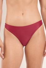 Carica l&#39;immagine nel visualizzatore di Gallery, Gallery: Rio De Sol Slip Bottom Touch-Carmim Essential-Comfy
