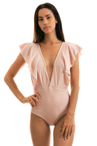 Model Front: Rio De Sol Intero Essence Frill