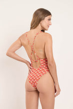 Carica l&#39;immagine nel visualizzatore di Gallery, Model Back: Rio De Sol Intero Floral-Scales Sunny
