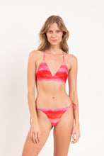 Carica l&#39;immagine nel visualizzatore di Gallery, Model Front: Rio De Sol Completo Set Cher Tri-Cos Cheeky-Micro
