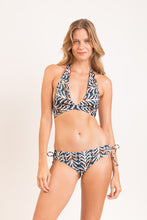 Carica l&#39;immagine nel visualizzatore di Gallery, Model Front: Rio De Sol Completo Set Ikat Kate Madrid
