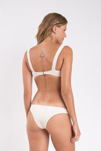 Carica l&#39;immagine nel visualizzatore di Gallery, Model Back: Rio De Sol Completo Set Malibu-Natural Amelia Essential

