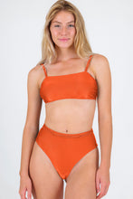 Carica l&#39;immagine nel visualizzatore di Gallery, Gallery: Rio De Sol Completo Set Paprica Bandeau-Reto Hotpants
