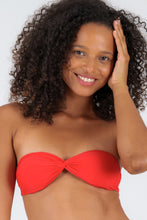 Carica l&#39;immagine nel visualizzatore di Gallery, Gallery: Rio De Sol Reggiseno Top Rouge Twist
