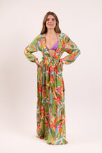 Carica l&#39;immagine nel visualizzatore di Gallery, Model Front: Rio De Sol Vestito Da Spiaggia Tropical Long Dress Verona
