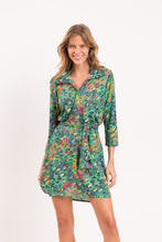 Carica l&#39;immagine nel visualizzatore di Gallery, Model Front: Rio De Sol Vestito Da Spiaggia Wilds Chemise

