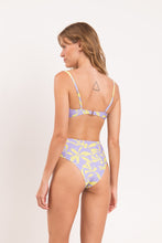 Carica l&#39;immagine nel visualizzatore di Gallery, Set Glow Bandeau-Joy Hotpants
